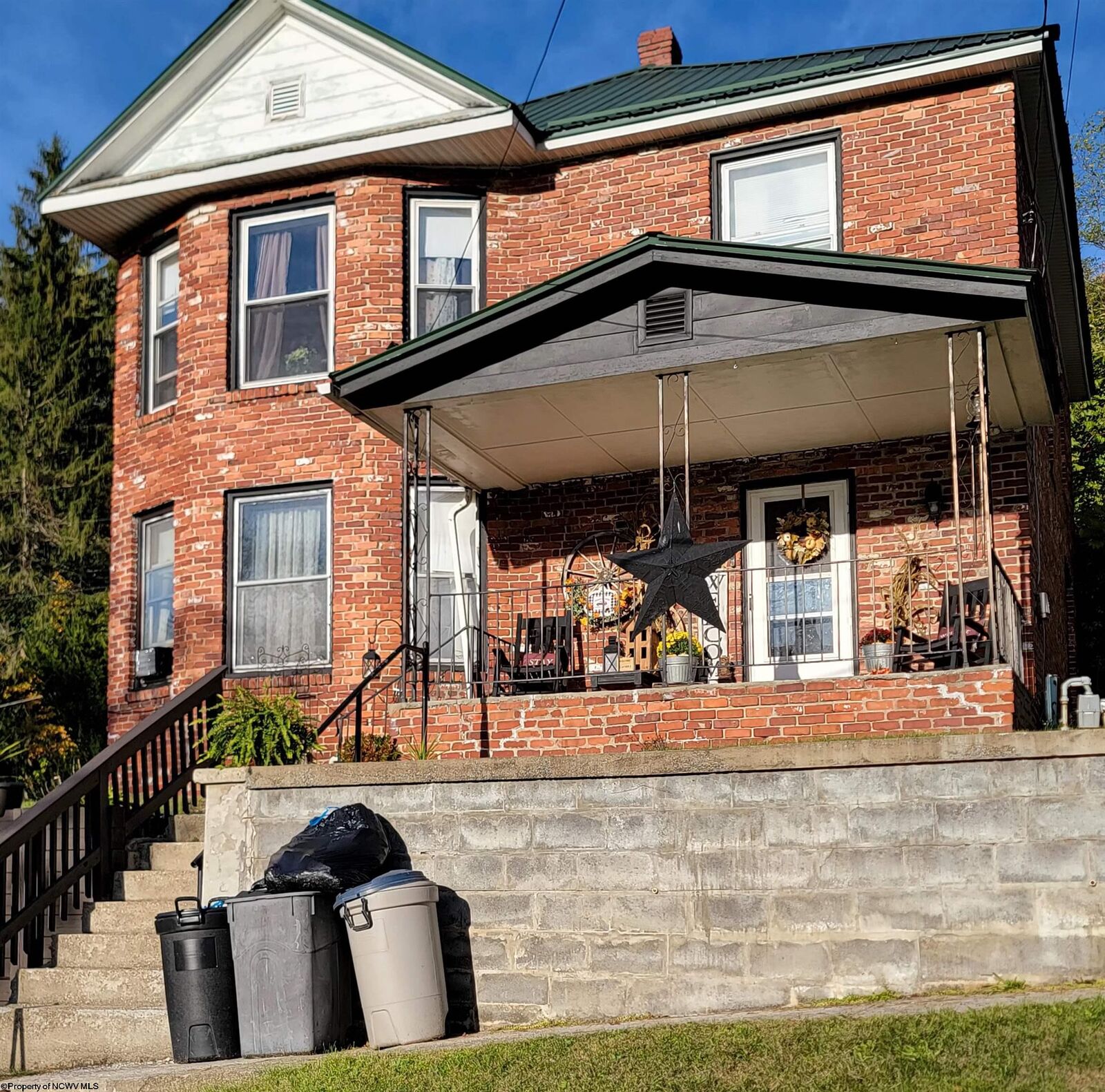 Property Photo: 189 Summit Street WV 26241