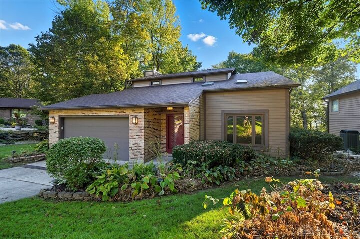 Property Photo: 2210 Settlers Trail OH 45377
