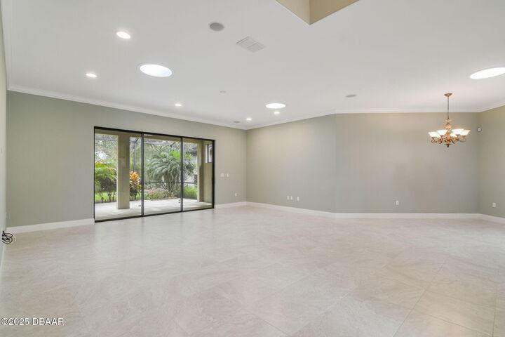 Photo de la propriété:  3184 Royal Birkdale Way  FL 32128 