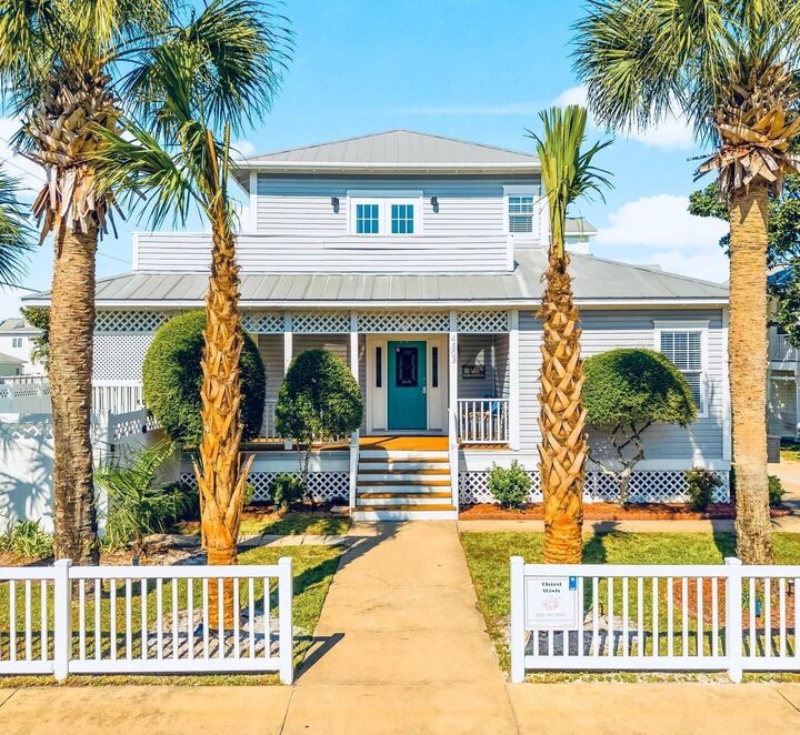 Property Photo: 4503 John Avenue FL 32541