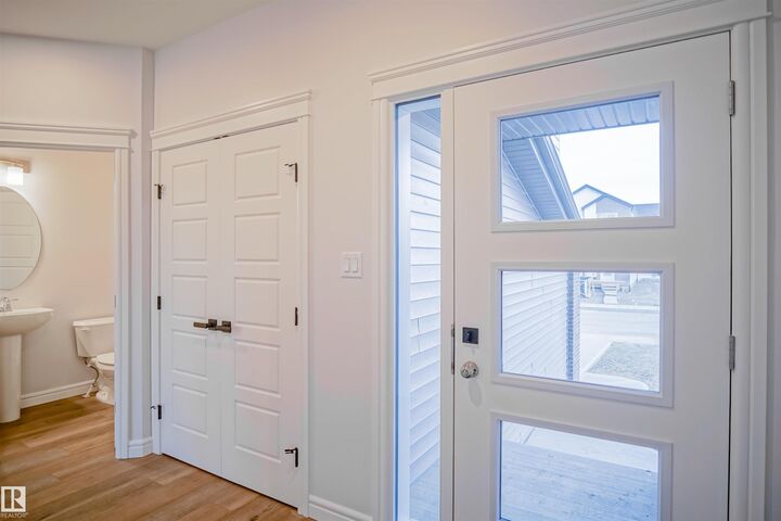 Property Photo: 1535 11 Avenue NW AB T6T 2N5