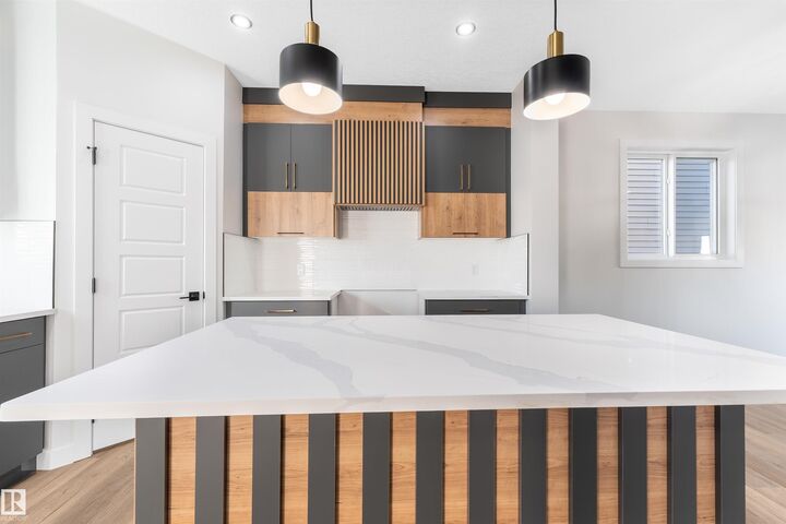 72 Patriot Way  Spruce Grove AB T7X 2W6 photo