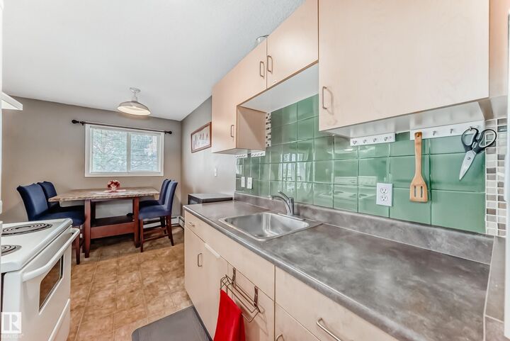 12710 127 Street NW 305  Edmonton AB T5L 1A5 photo