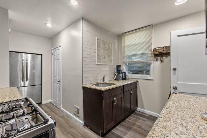 Property Photo: 249 Nesbit Ter NJ 07111