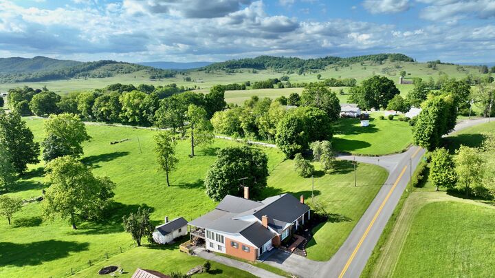 4061 Fairview Rd  Lewisburg WV 24901 photo