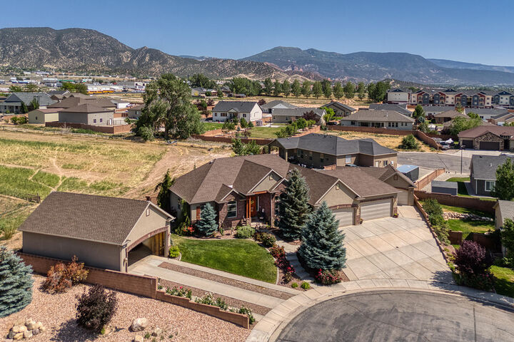Property Photo: 63 W 2875 N Circle UT 84721