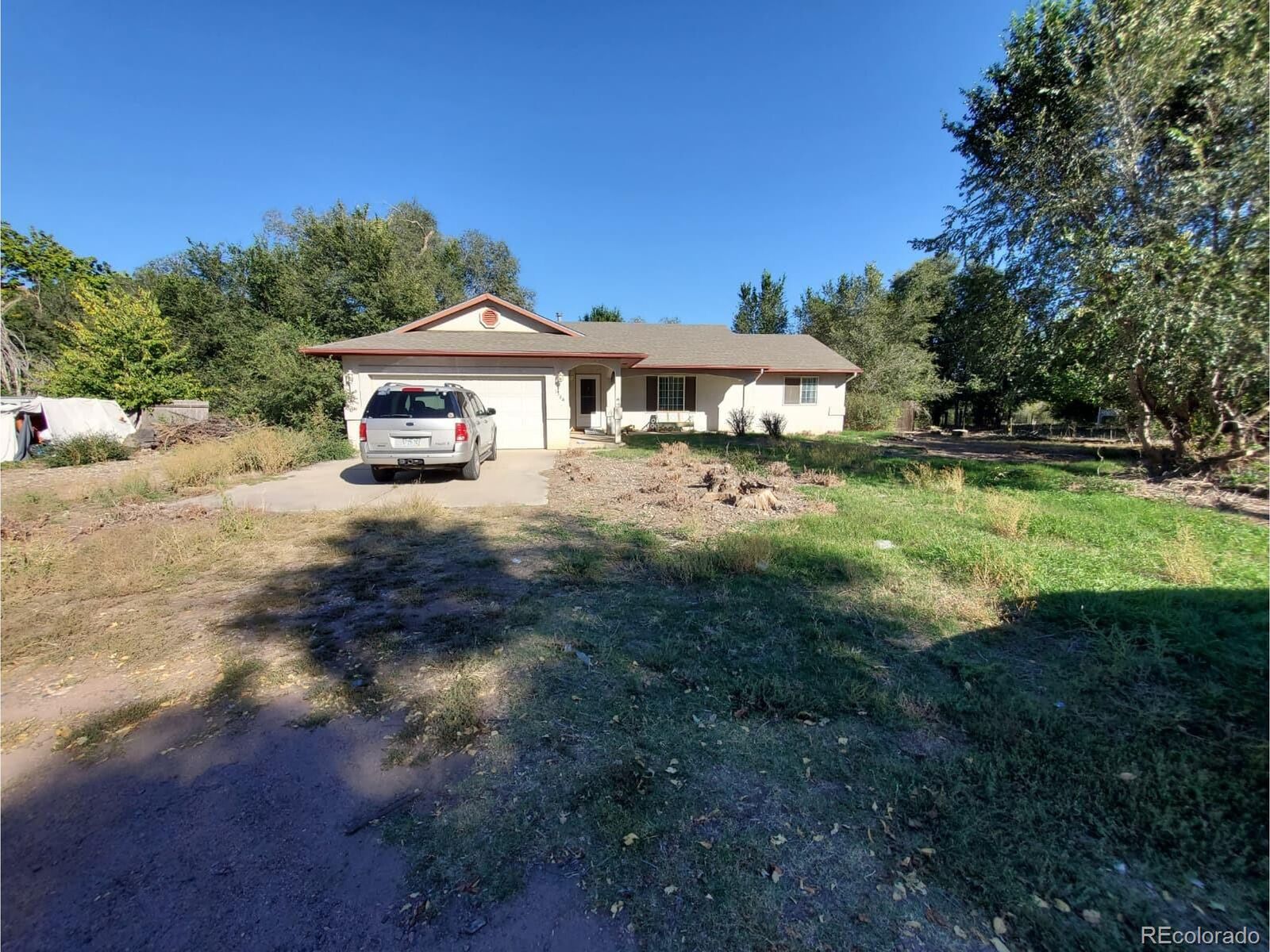 Property Photo:  1544 Birch St  CO 81212 