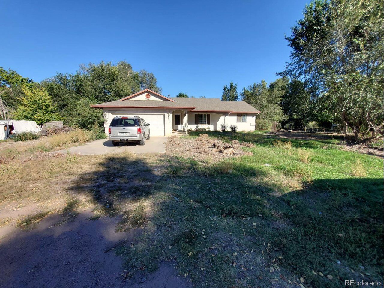 Property Photo:  1544 Birch St  CO 81212 