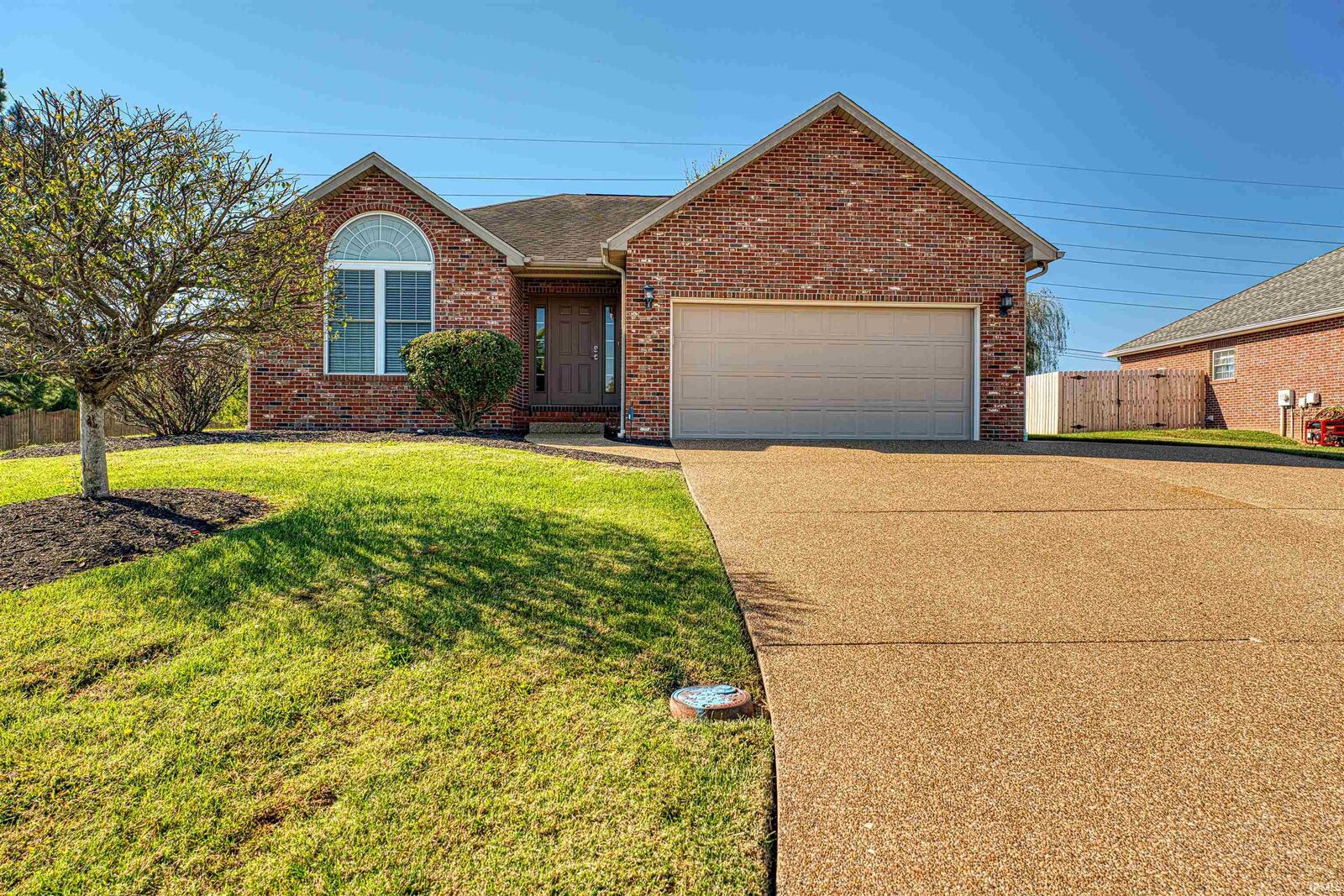 Property Photo: 4333 Hilldale Drive IN 47630