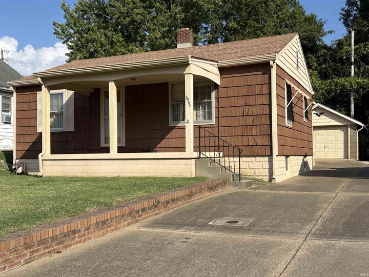 3207 W Franklin Street  Evansville IN 47712-5715 photo