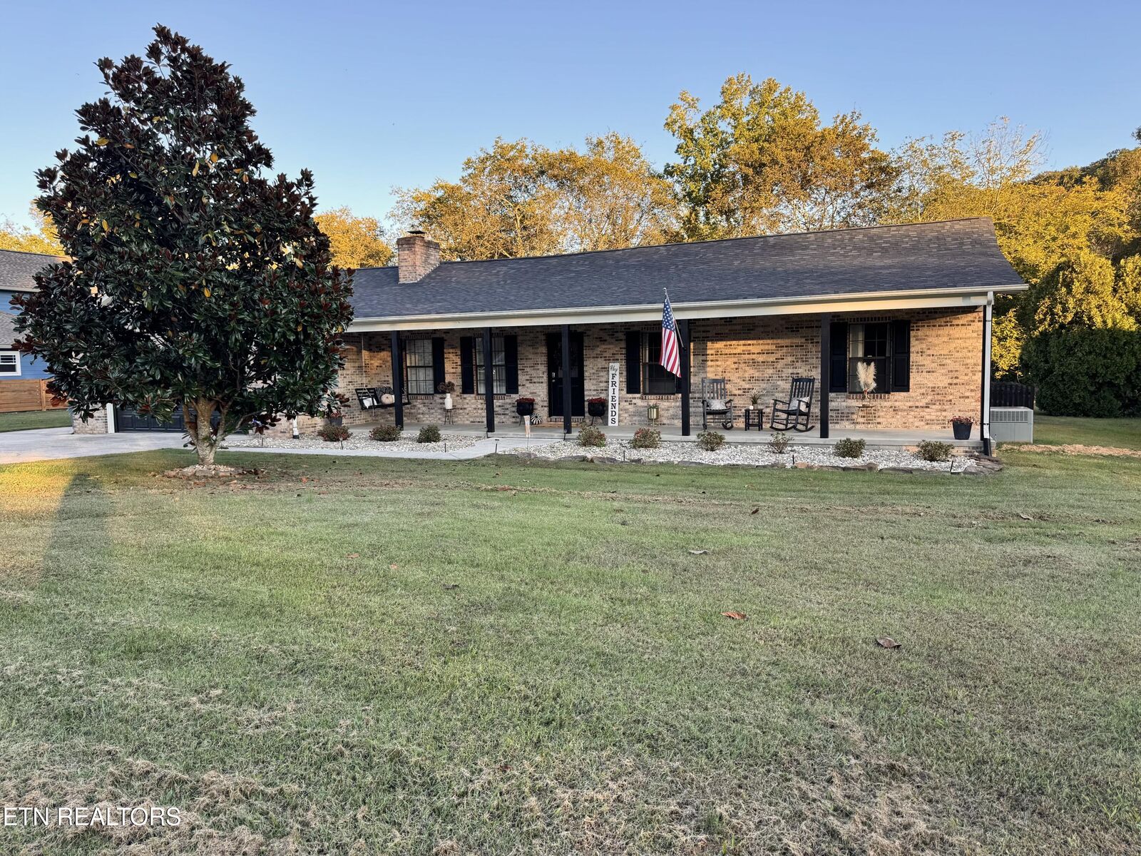 Property Photo: 709 Calvin St TN 37763