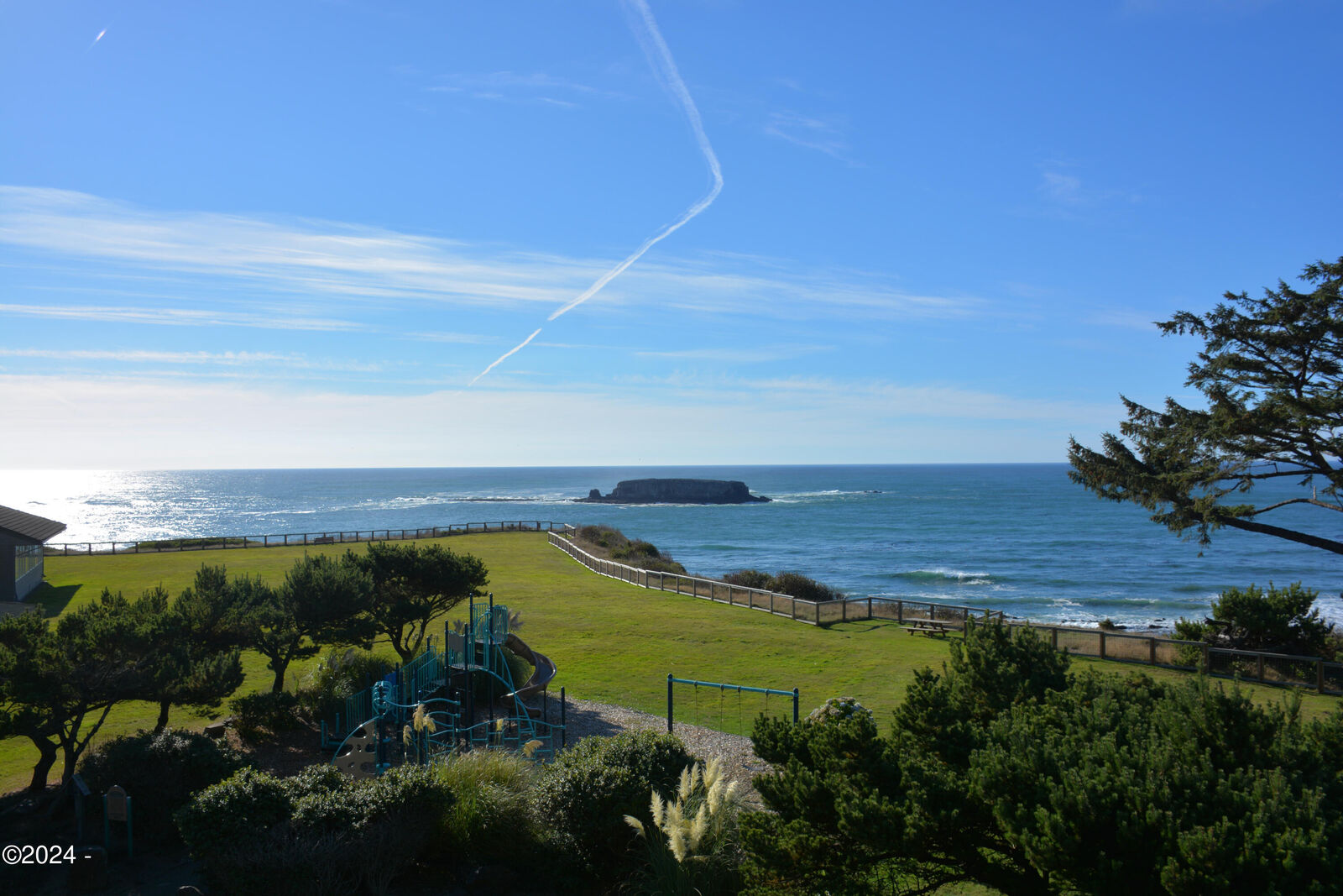 Property Photo: 301 Otter Crest Dr, #264-5 1/8th Share OR 97369