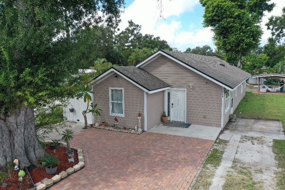 Property Photo: 2804 11th Street Court E FL 34208