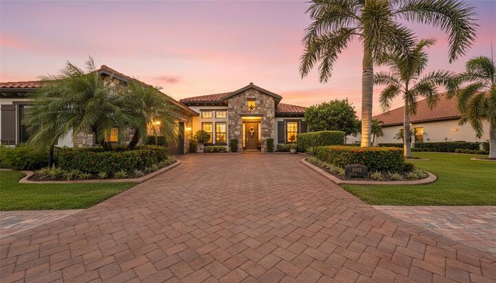 Property Photo: 16305 Castle Park Terrace FL 34202