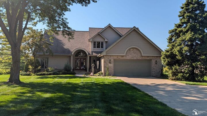 Property Photo: 2583 Vivian Road MI 48162