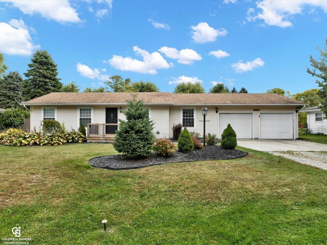 Property Photo: 5972 E Montevista Drive MI 48059
