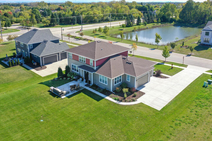 Property Photo: 7690 W Preserve Pkwy WI 53097