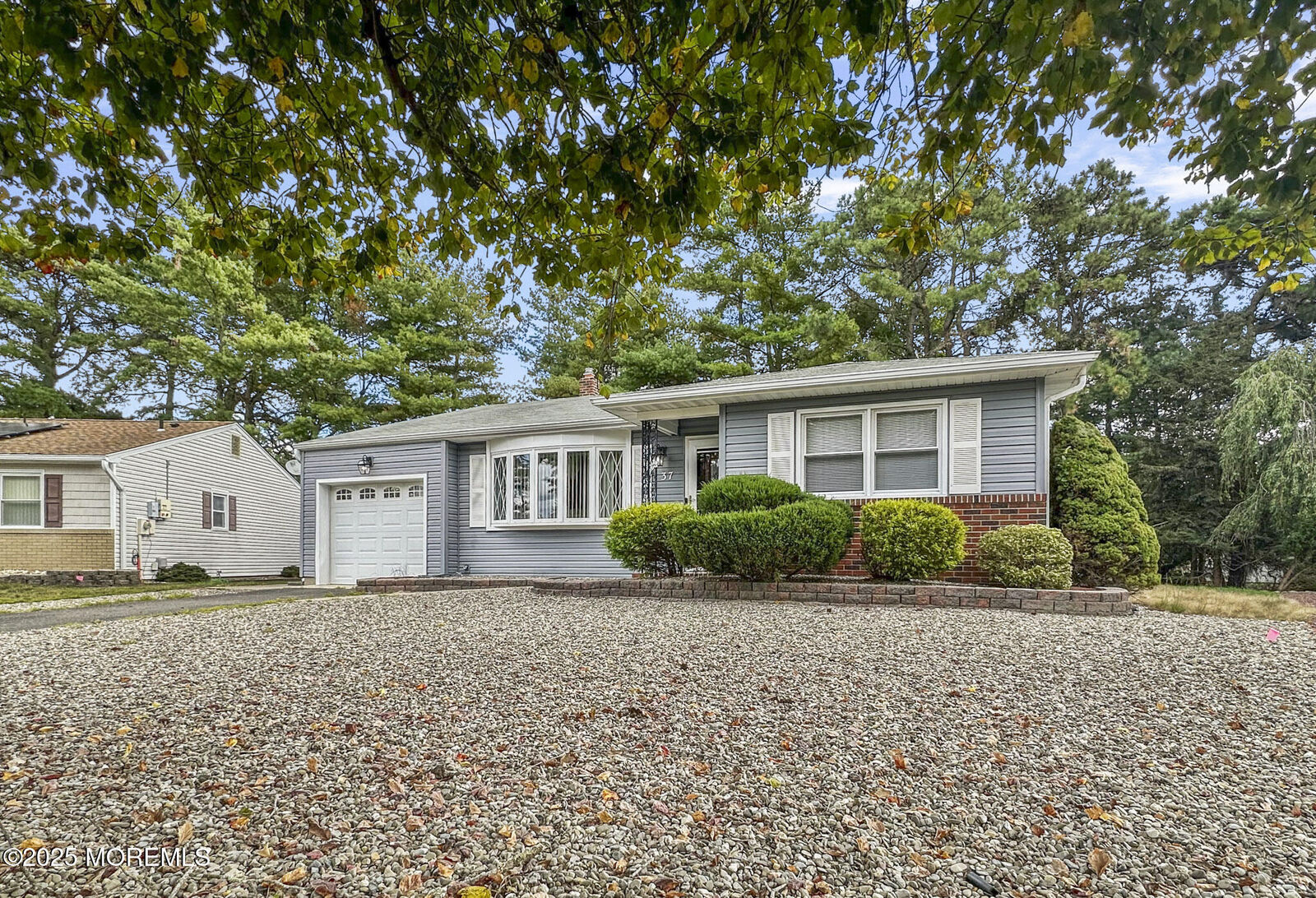 Property Photo: 37 Brookfield Court NJ 08757