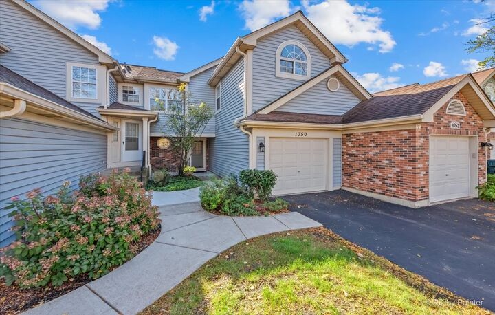 1050 Rockport Drive  Carol Stream IL 60188 photo