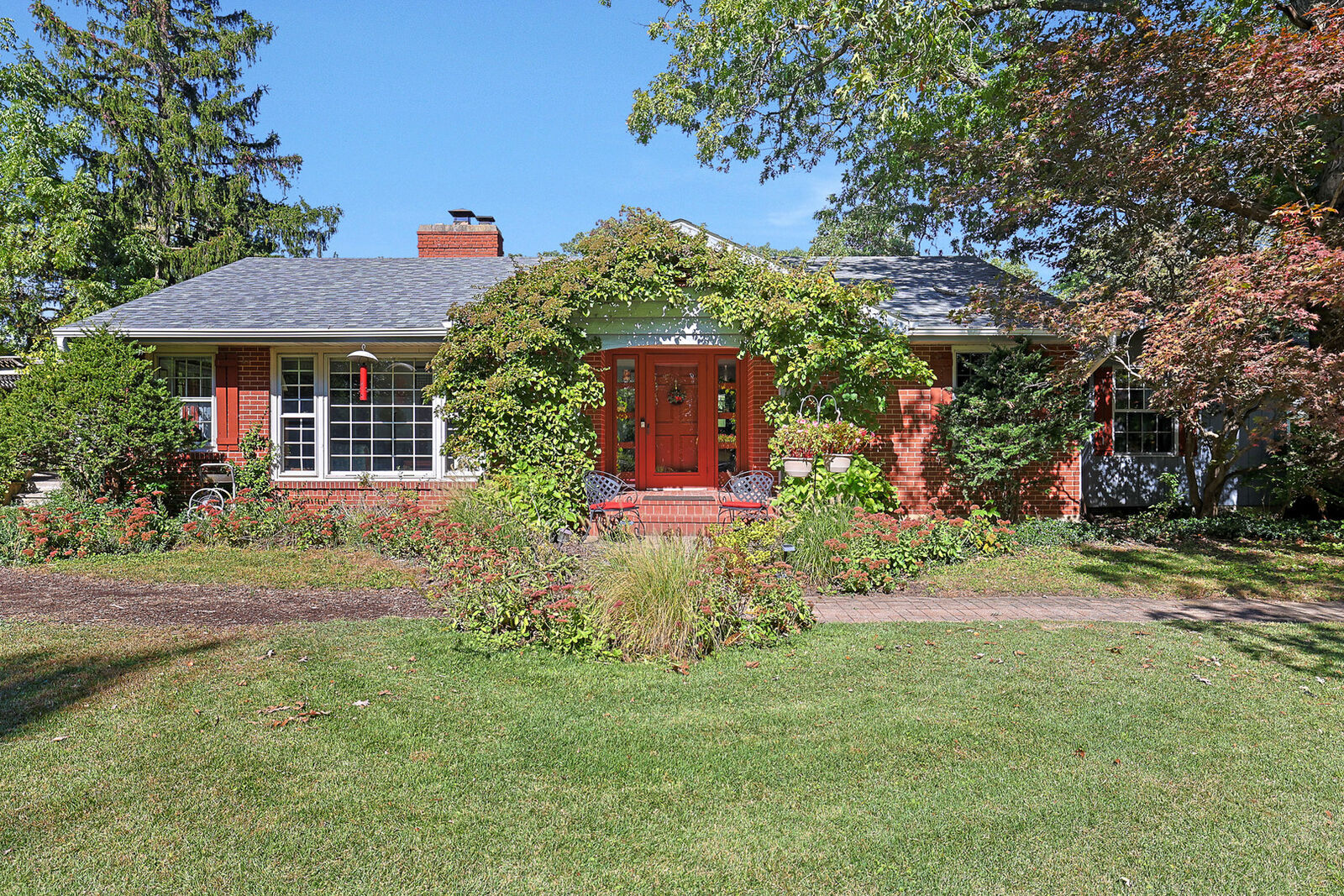 Property Photo: 30W030 Schick Road IL 60103