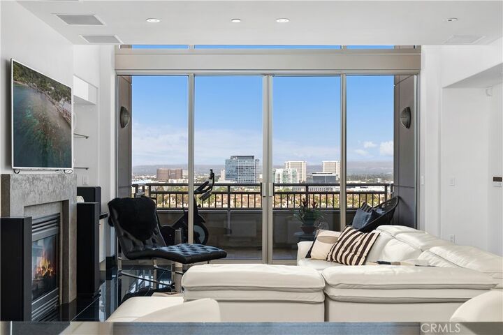 Property Photo: 8154 Scholarship CA 92612