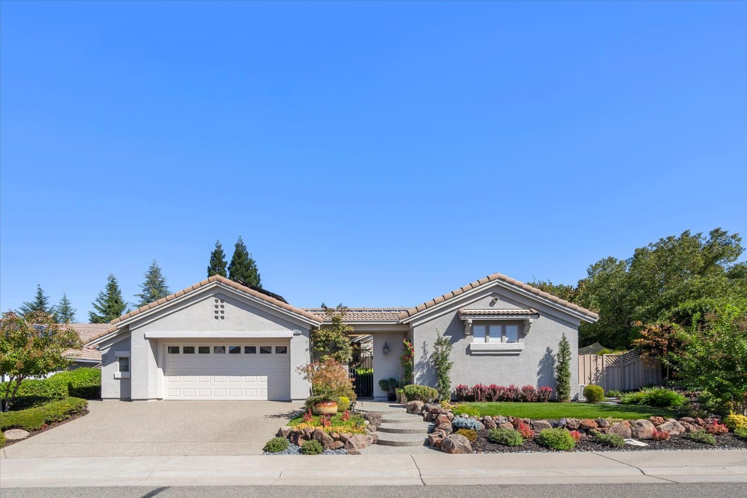 Property Photo: 1469 Tallac Lane CA 95648