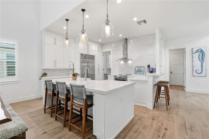 Property Photo: 115 Cambria Lane FL 34112