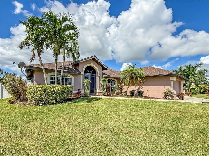 Property Photo:  4302 SW 19th Avenue  FL 33914