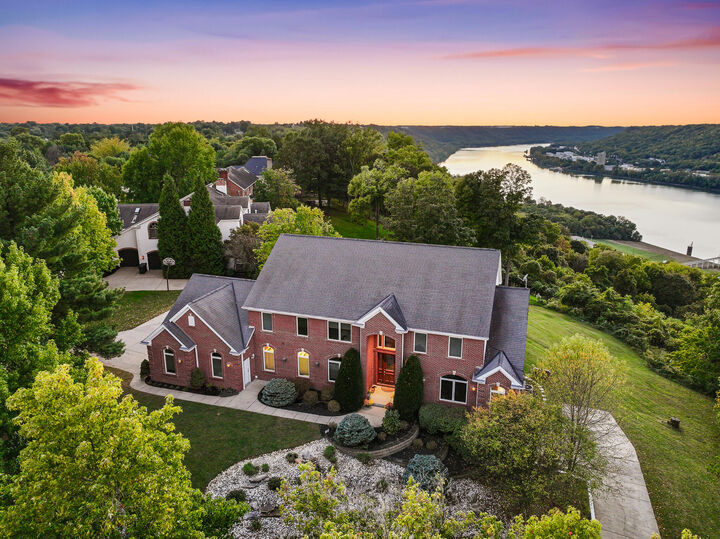 Property Photo:  2096 Angela Court  KY 41017 