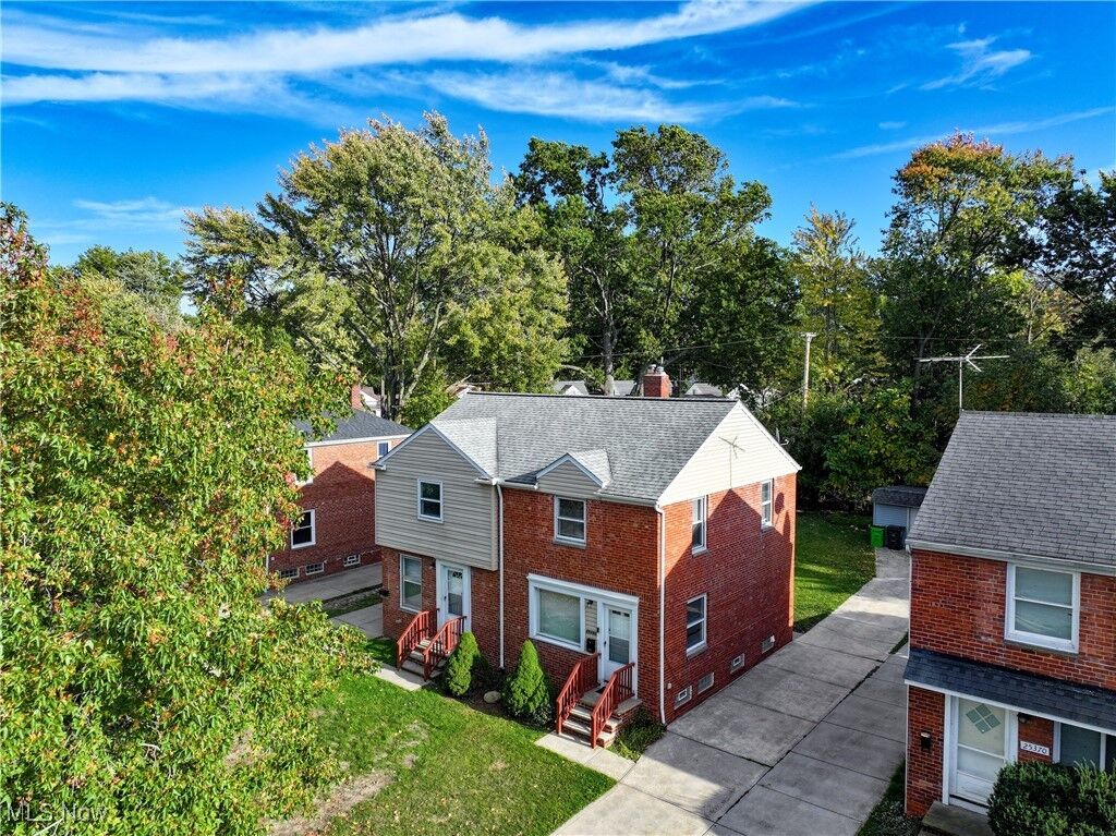 Property Photo: 25380-25400 Lake Shore Boulevard OH 44132
