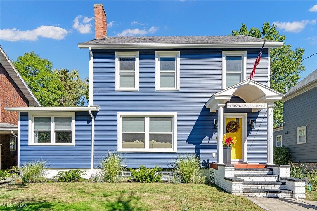 Property Photo: 1408 E Pershing Street OH 44460