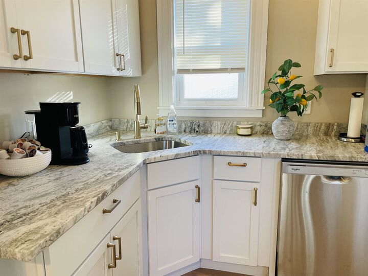 Property Photo:  118 W Hillcrest Avenue  NH 03103 