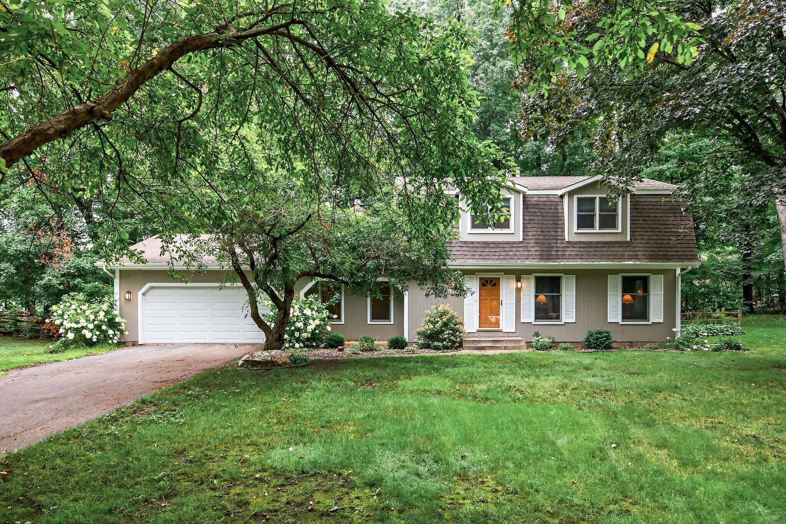 Property Photo: 16520 27th Avenue N MN 55447