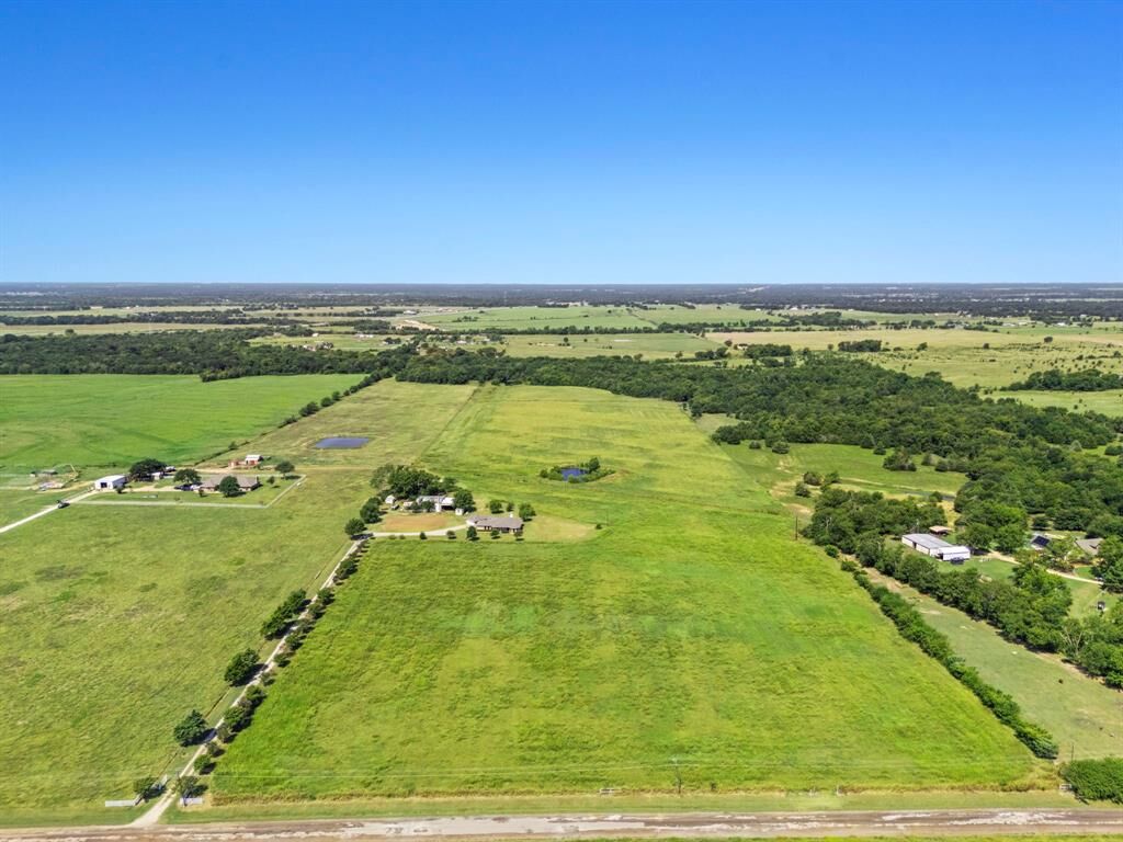 Property Photo: 795 Vz County Road 3412 TX 75169