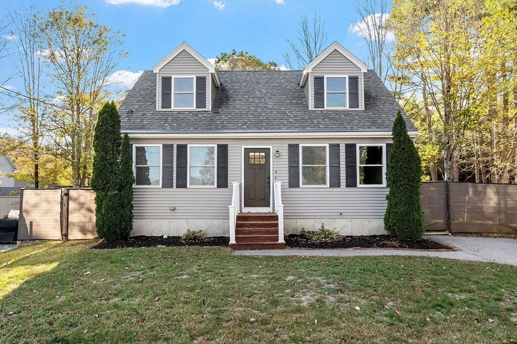 Property Photo: 4 Morris St NH 03458