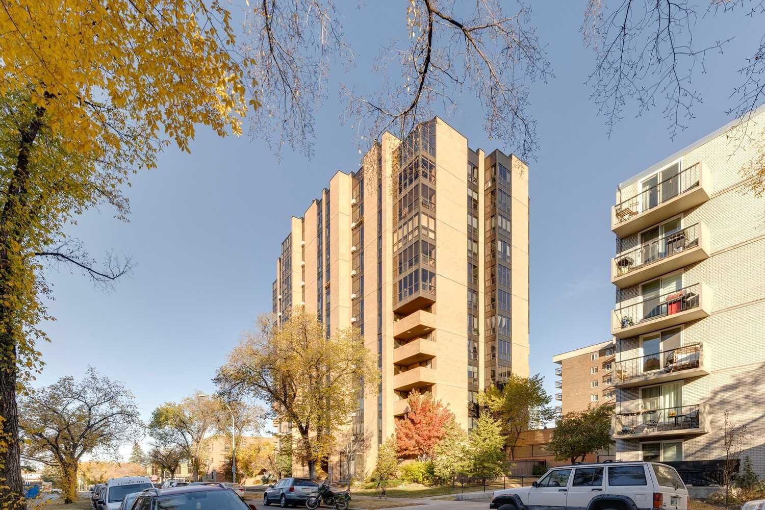 Property Photo: 1334 13 Avenue SW 606 AB T3C 3S2