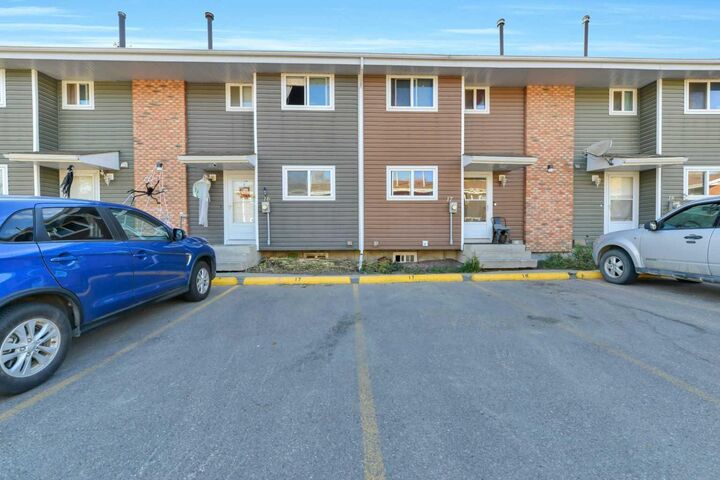 5806 61 Street 17  Red Deer AB T4N 6H6 photo