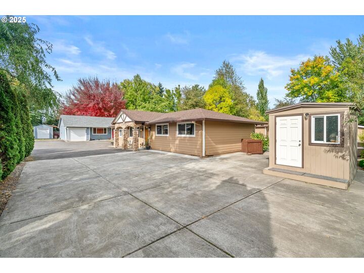 Property Photo:  17155 SW Florence St  OR 97078 