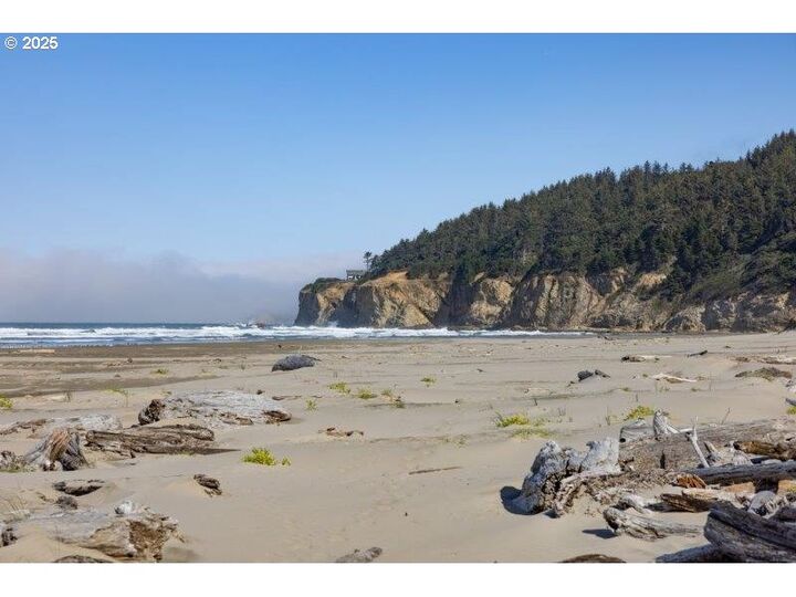 Property Photo:  88184 Ocean Estates Rd  OR 97411