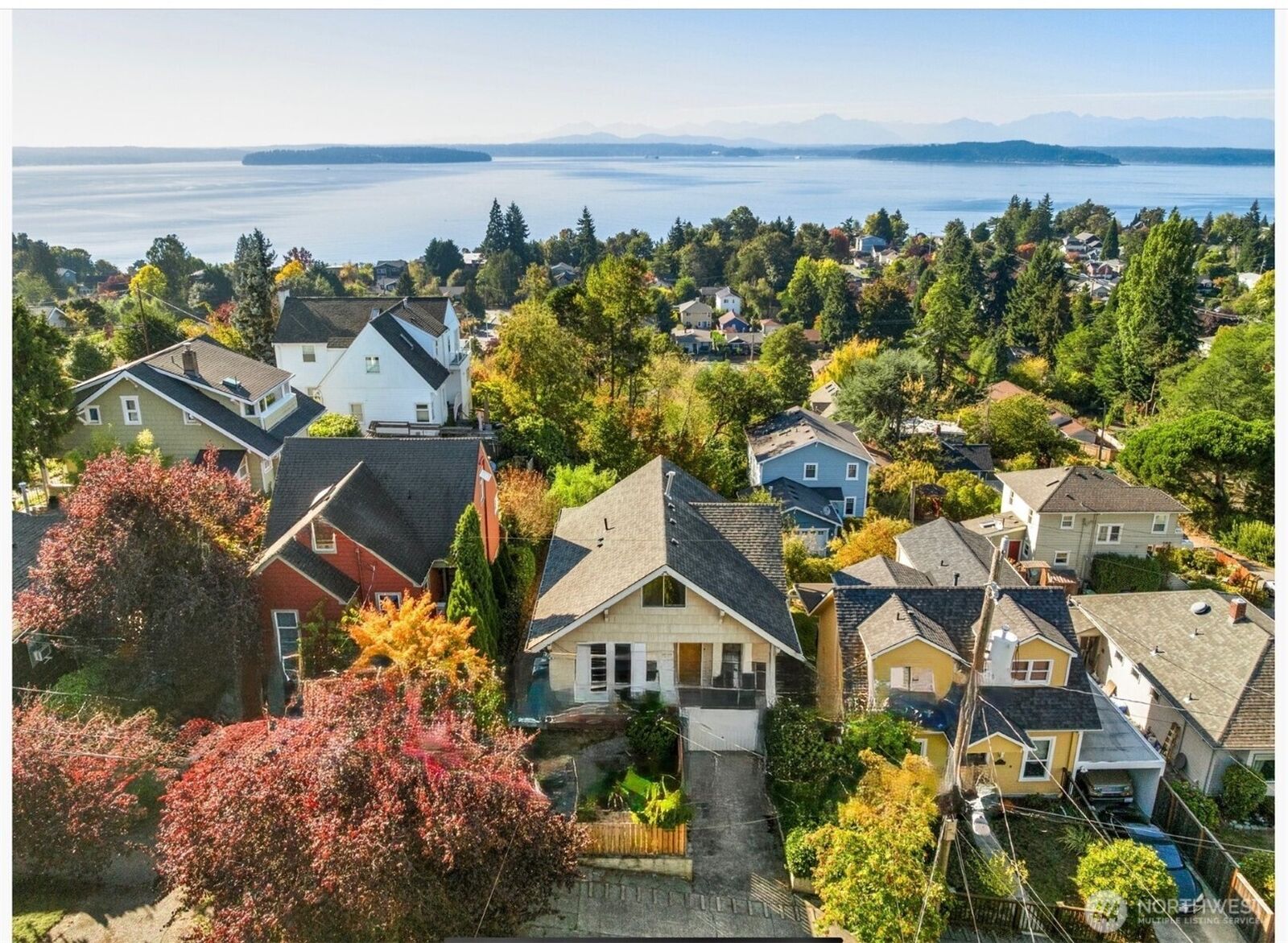 Property Photo: 5315 46th Avenue SW WA 98136