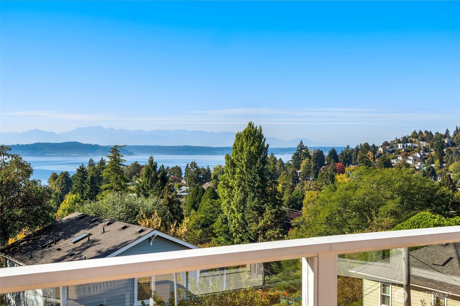 Property Photo: 5315 46th Avenue SW WA 98136