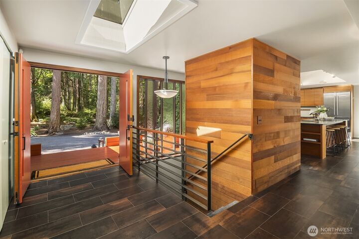 Property Photo:  18610 SE 58th Street  WA 98027 