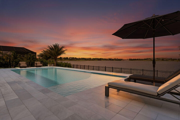 Property Photo:  679 Hookline Circle  FL 33470 