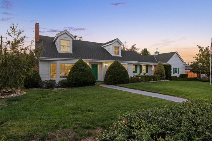 Property Photo:  15495 Via Caballero  CA 95030 