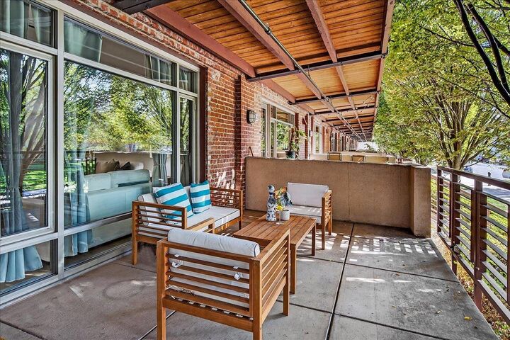 Property Photo:  580 Manzana Place  CA 95112 