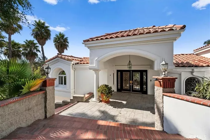 Property Photo: 5059 E Crescent Drive CA 92807