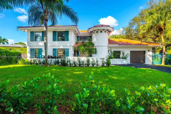 4040 Palmarito St  Coral Gables FL 33146 photo
