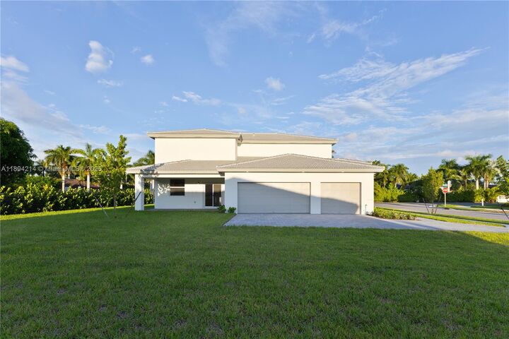 Property Photo: 13203 SW 188th Ter 13203 FL 33177