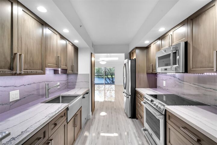 801 SW 141st Ave 210O  Pembroke Pines FL 33027 photo