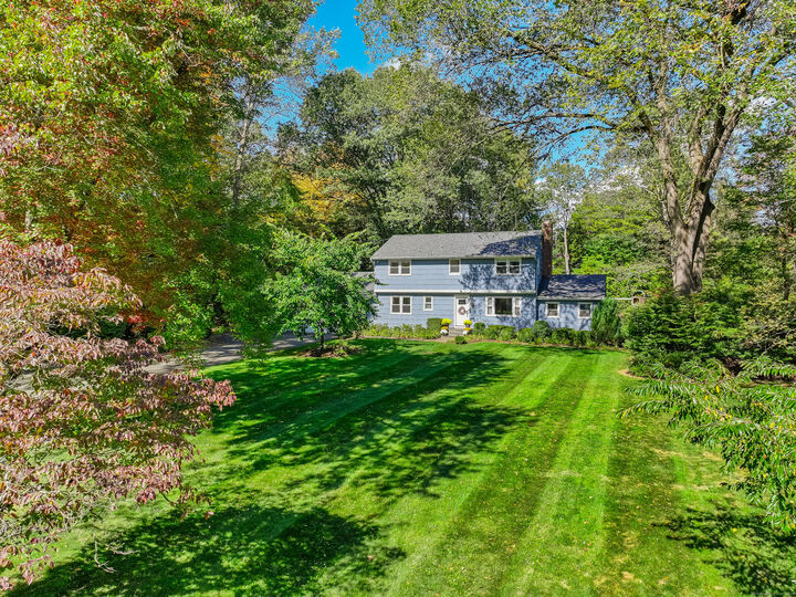 Property Photo:  17 Redcoat Road  CT 06850 